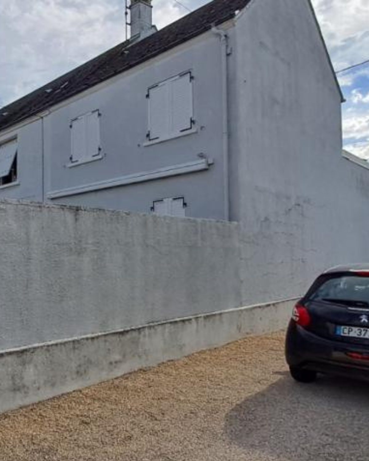 Façade d'une maison régionale après rénovation
